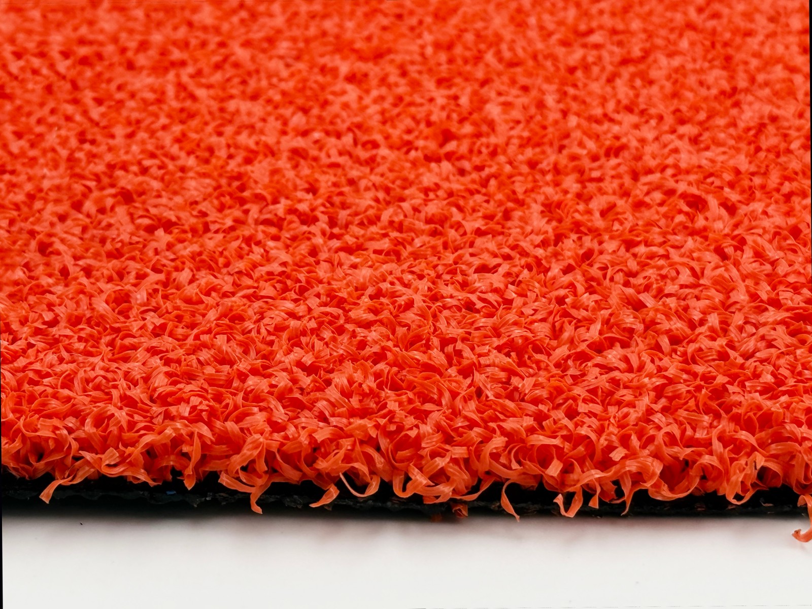 lvyin-12mm-orange-padel-turf-texturized-curly-yarn-detail