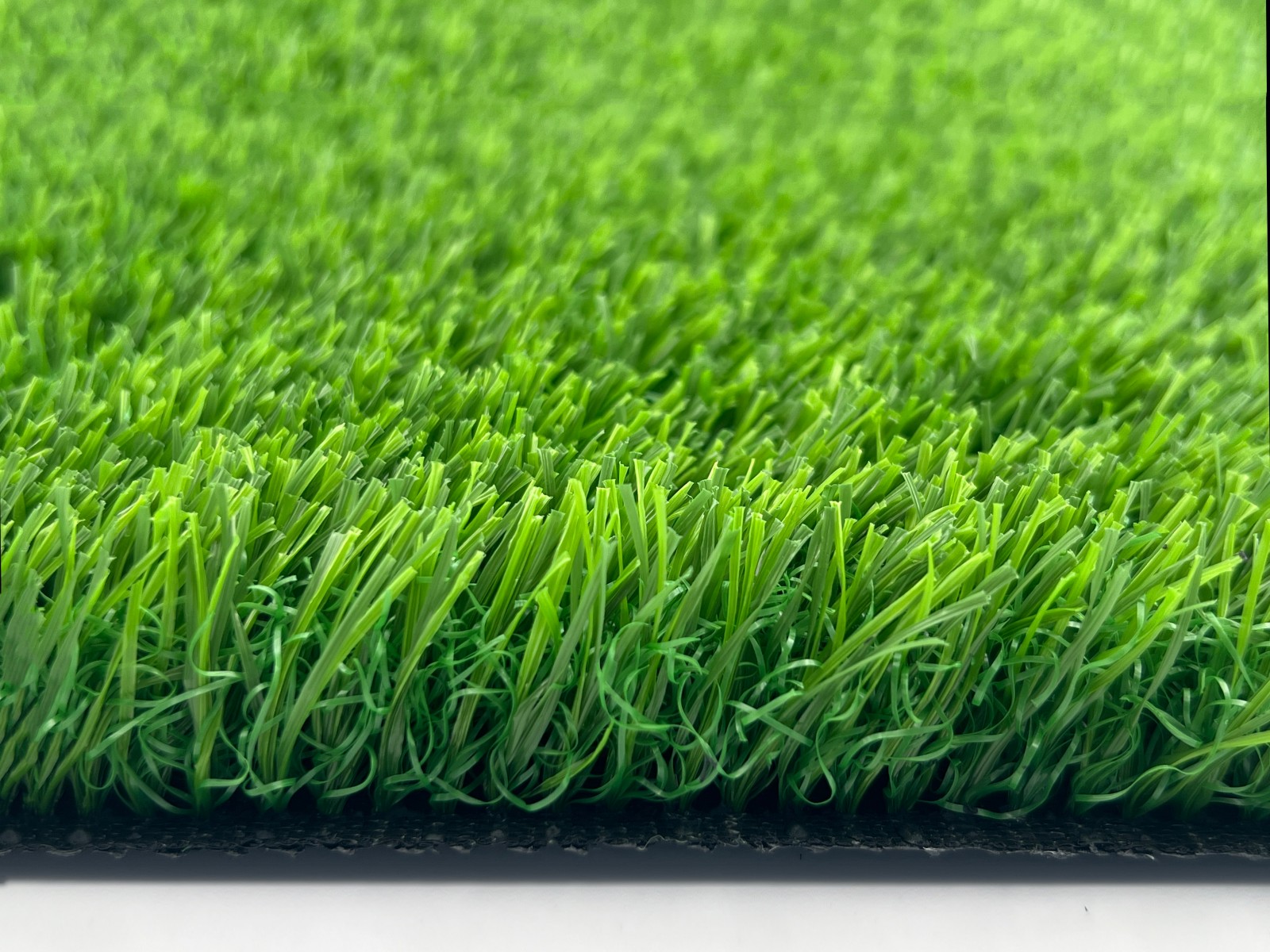 Evergreen Forest W6080 Playground Artificial Turf product image 3