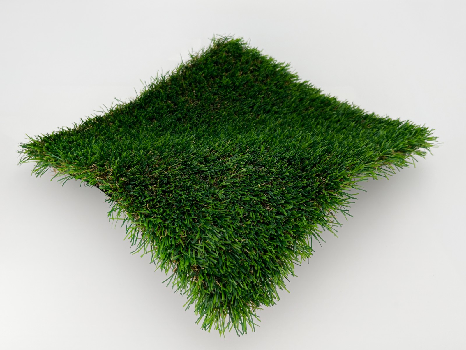 Forest Lux 35 Artificial Grass for Patios and Residential Gardens product image 4