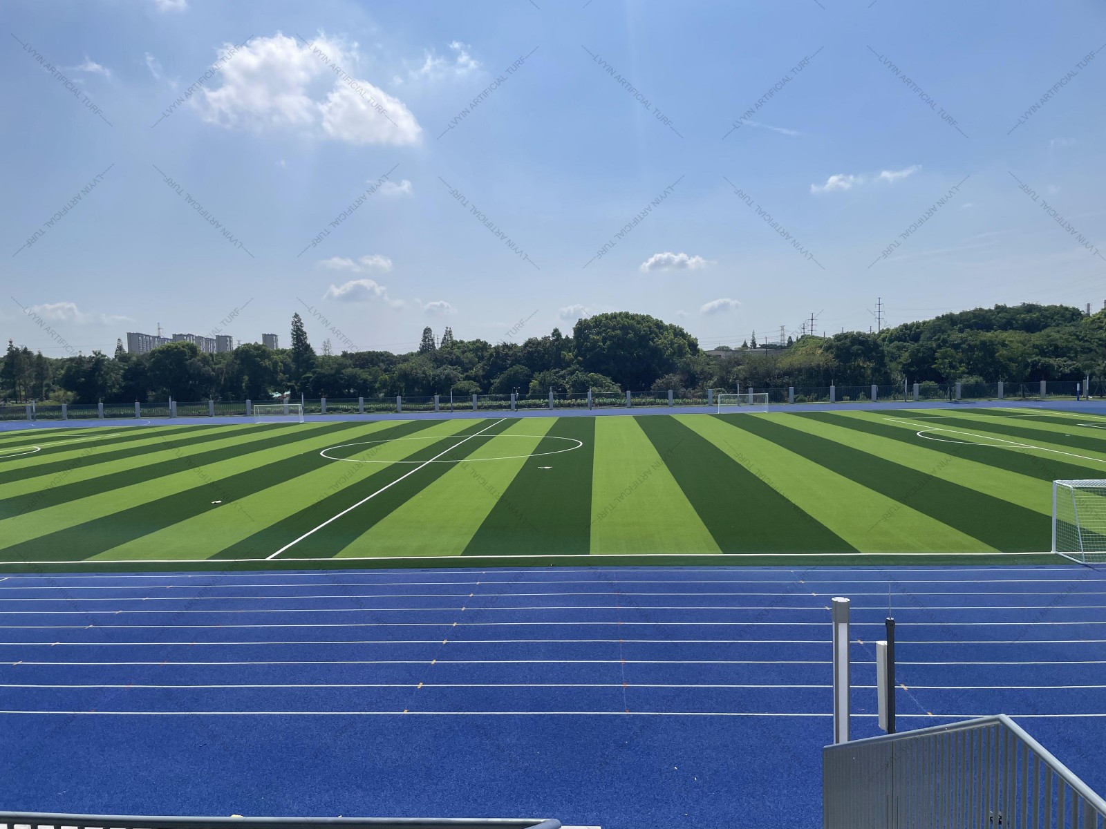 lvyin-non-infill-football-pitch-professional-stadium-look