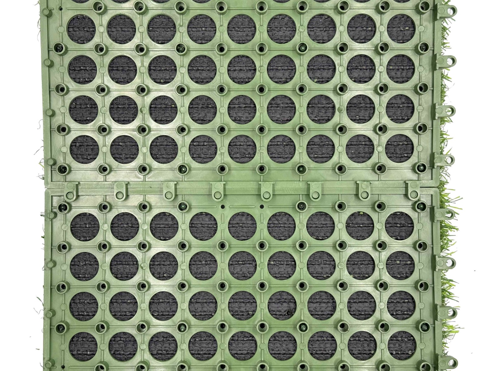 lvyin-removable-balcony-grass-tiles-for-renters