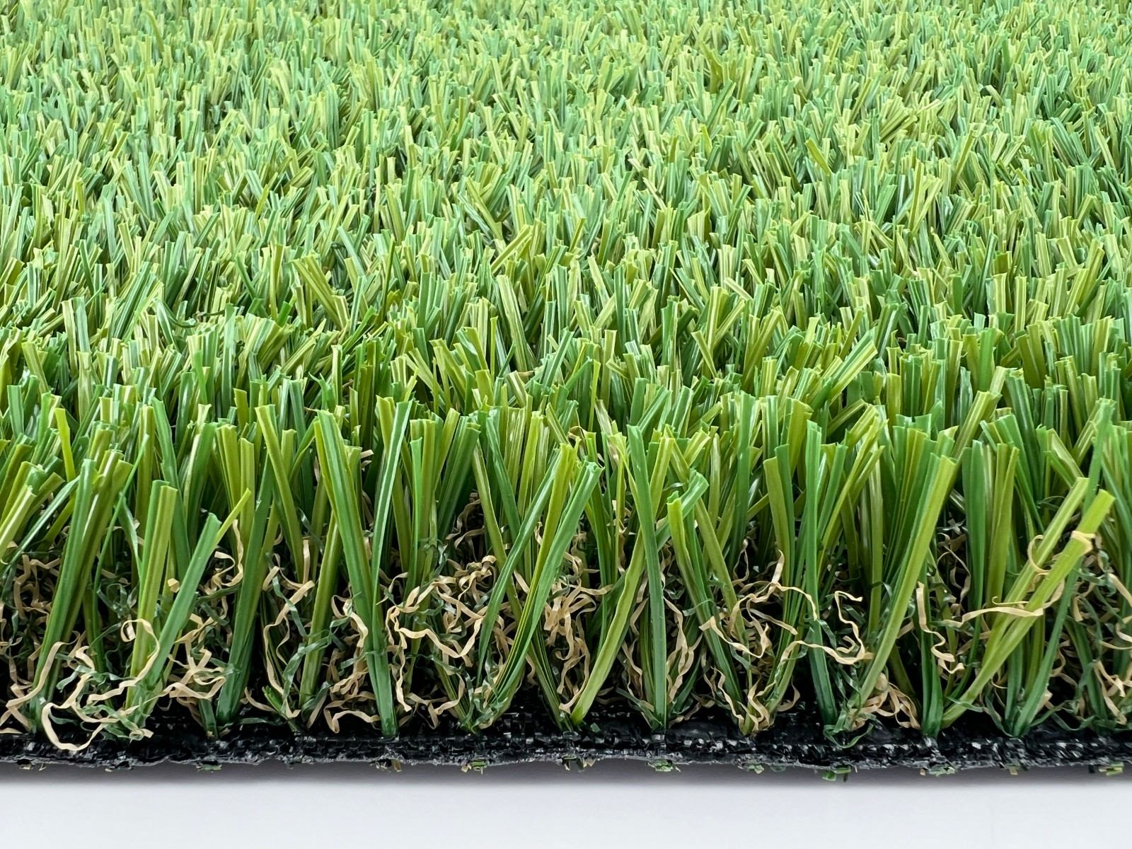 lvyin-valley-ridge-37mm-realistic-side-detail-artificial-turf-golf-landscape